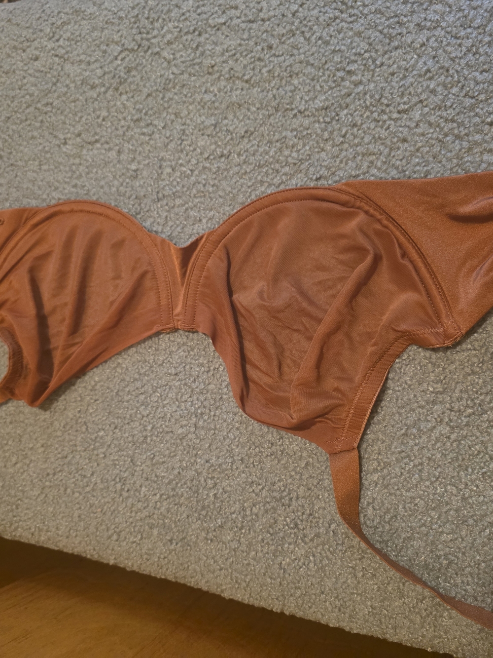 Skims No Show Unlined Demi Bra in Bronze NWT - Picture 2 of 5